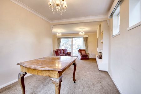 3 bed apartment to rent in Dukes Drive, Leicester, LE2 - Photo 3