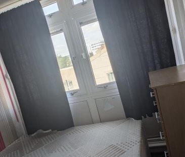 4 bedroom maisonette to rent - Photo 2