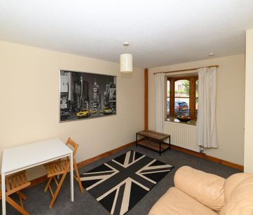 2 bedroom house to rent - Photo 1