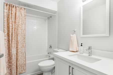 150 Bay Street South - Photo 3