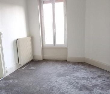 Appartement F4 en bon état locatif (proche de la gare & des bords de l'Allier) - Photo 3