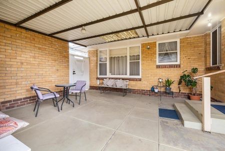 30 Curie Avenue, Oak Park VIC 3046 - Photo 5