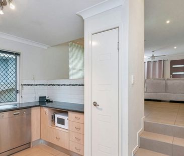 Comfortable Modern Living - Photo 6