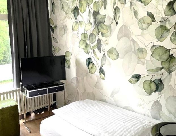 HERBSTSPECIAL vollmöbliertes Design Apartment SalinenparcINN in Bad Waldliesborn - Photo 1