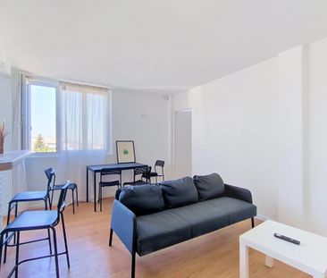 Location Appartement 5 pièces 78 m2 à Valenton - Photo 2