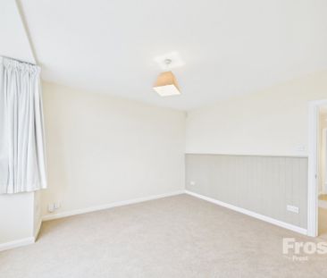 Royston Way, Slough, Berkshire,SL1 - Photo 2