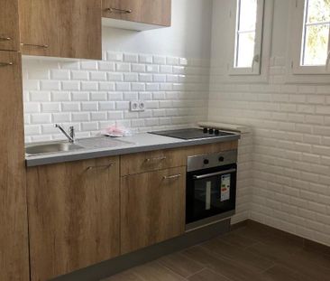 Location Appartement 3 pièces 40m² POITIERS 86000 - Photo 2