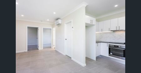 Bright and well-located granny flat in Riverwood - Photo 5