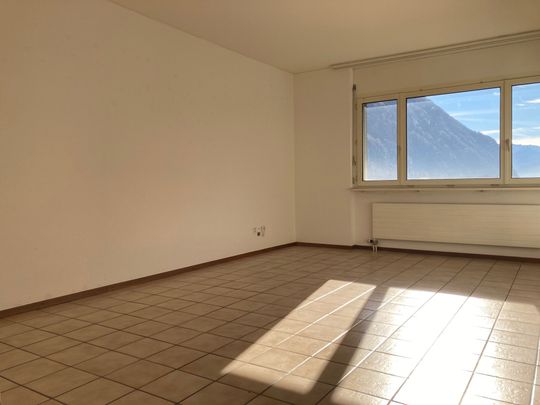 Pratico 3.5 locali immerso nel verde - Foto 1