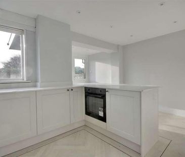 St. Helena Way, Portchester, PO16 - Photo 2