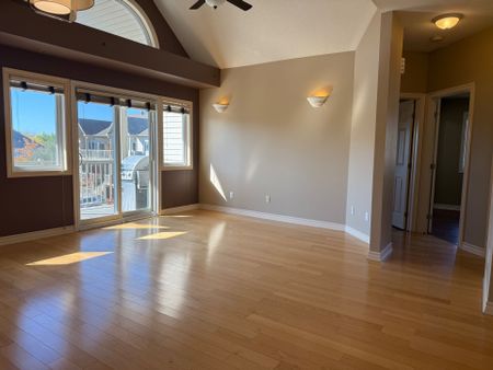 For Lease - 143 Oldfield Street Unit# F, Barrhaven, Ontario - Photo 5