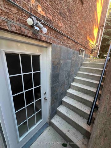 For Lease - 136 Pinnacle Trail Unit# Lower, Aurora, Ontario - Photo 2