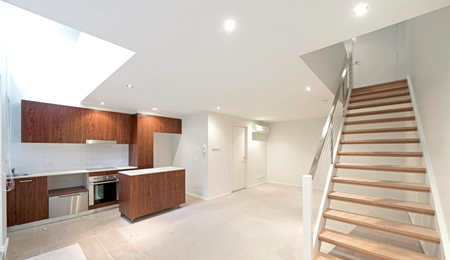 Inner City Living! - Photo 3