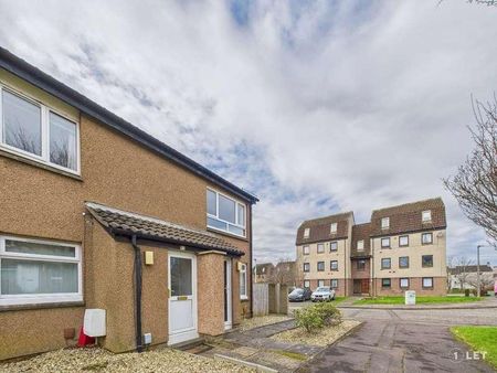 Stuart Crescent, East Craigs, Edinburgh, EH12 - Photo 4