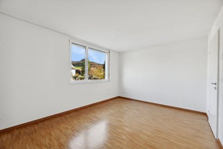 Sunlit 3.5-room apartment in Sissach - Photo 3