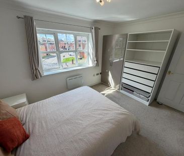 2 bedroom flat to rent - Photo 4