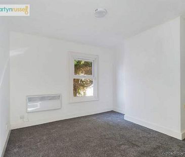 2 bedroom property to rent in Reading - Photo 3