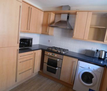 64b Kingfisher Way - 3 Bed and Allocated ParkingLoughborough - Photo 3