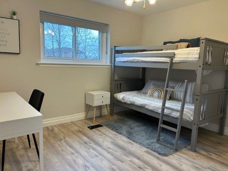 For Lease - 235 Louis Drive, Mississauga, Ontario - Photo 5