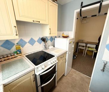 Studio to rent - Photo 4