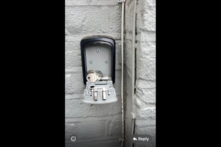 2 Bed Semi-Detached House, Drewstead Road, SW16 - Photo 2