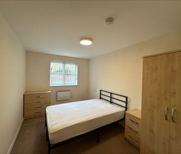 1, Tradewinds, 127 Lawrence Street - Photo 2
