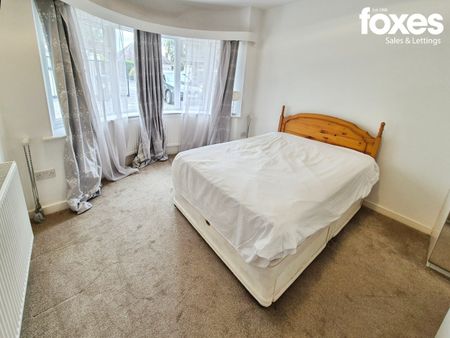 5 bed detached house to rent in Leydene Avenue, Bournemouth, Dorset, BH8 9JQ - Photo 4