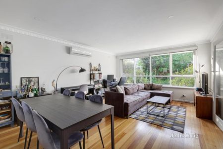 3/12 Wilson Street, Mont Albert - Photo 4
