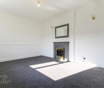 3 bedroom end of terrace house to rent - Photo 1