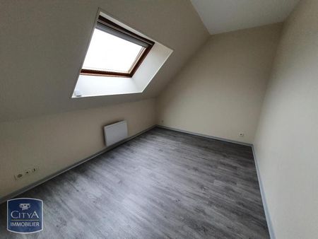 Location Appartement 4 pièces 84m² BUZANCAIS 36500 - Photo 4