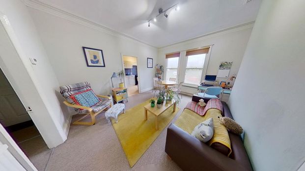 1 bedroom flat to rent - Photo 1