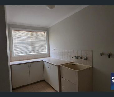 4 BEDROOMS 2 BATHROOMS - Photo 6