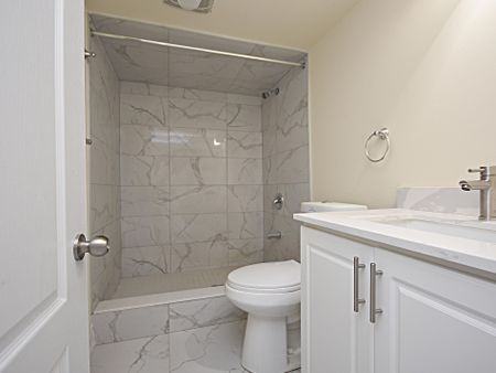 For Lease - 110 Banbridge Crescent Unit# Lower, Brampton, Ontario - Photo 5