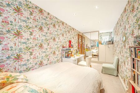 Buckland Crescent, Belsize Park, London, NW3 flat to rent - Photo 5