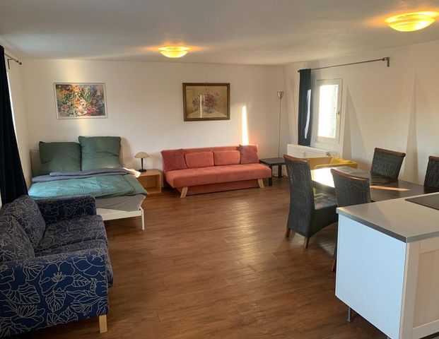 Stilvolle, vollmöblierte Wohnung direkt am HBF Krefeld - Foto 1