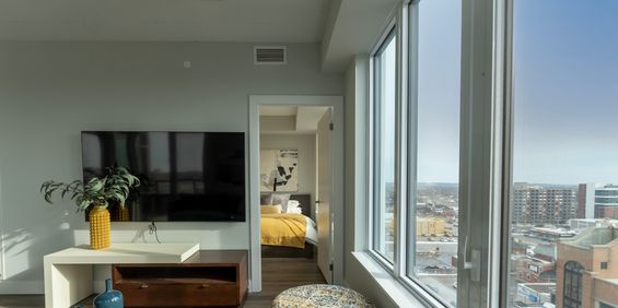 80 Bond Street East - Photo 3