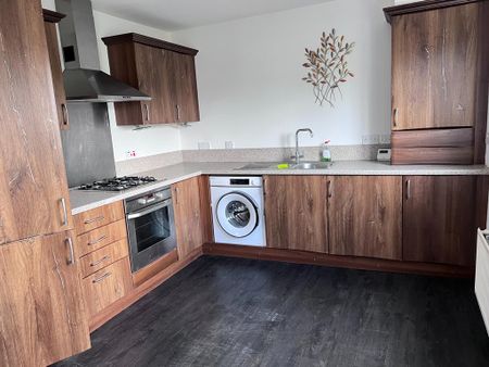 2 bedroom flat to rent - Photo 4