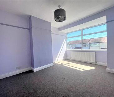 2 bedroom house - mid terrace - Photo 4