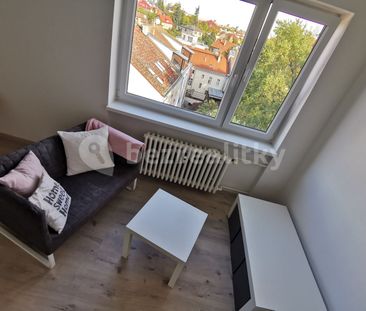 Pronájem bytu 2+kk • 42 m² bez realitkyKrupská, Praha - Strašnice - Photo 1
