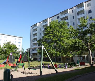 Balders Väg, Norsborg - Photo 2