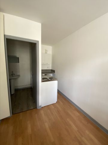 Location Appartement 19m² POITIERS 86000 - Photo 4