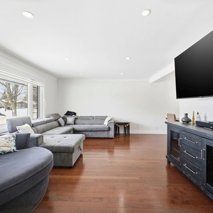 For Lease - 2171 Martha Avenue, Elmvale Acres and Area, Ontario - Photo 1