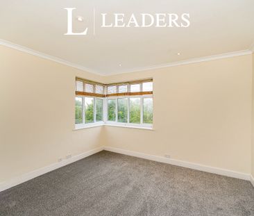 3 bedroom apartment to rent Dyke Road, Brighton, East Sussex, BN1 - Photo 3