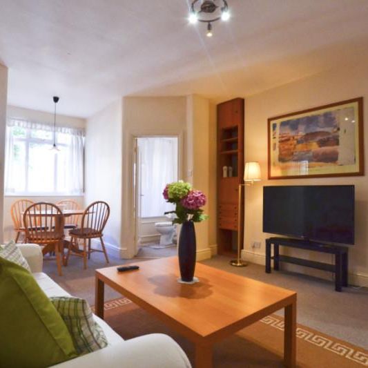 Addison House, Grove End Road, St. John's Wood, London NW8 - Photo 1