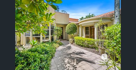 Fully Furnished Noosa Springs Villa - Photo 3