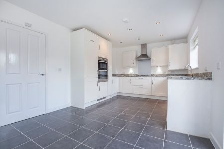 3 bedroom house to rent The Pines, Cringleford, Norwich, NR4 - Photo 4