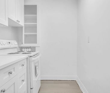 For Lease - 894 Eglinton Avenue Unit# 1, Toronto, Ontario - Photo 3