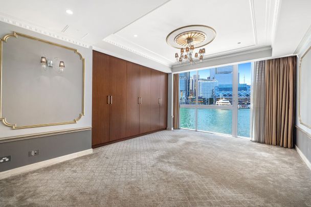 Luxury Harbourfront Living with Unrivaled City Views - Photo 1