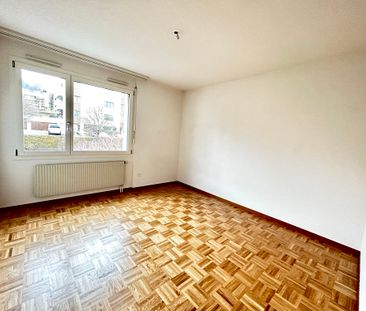 Appartement de 4 pièces au 2ème étage - Photo 2