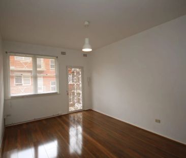 Spacious One Bedroom At Brighton Le Sands - Photo 3